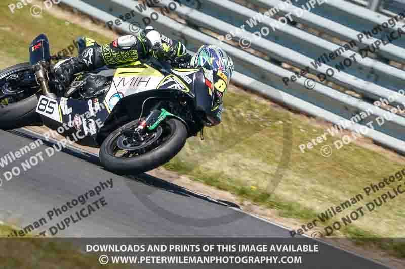 enduro digital images;event digital images;eventdigitalimages;no limits trackdays;peter wileman photography;racing digital images;snetterton;snetterton no limits trackday;snetterton photographs;snetterton trackday photographs;trackday digital images;trackday photos